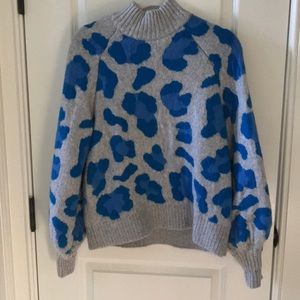 H&M Blue Animal Print Sweater